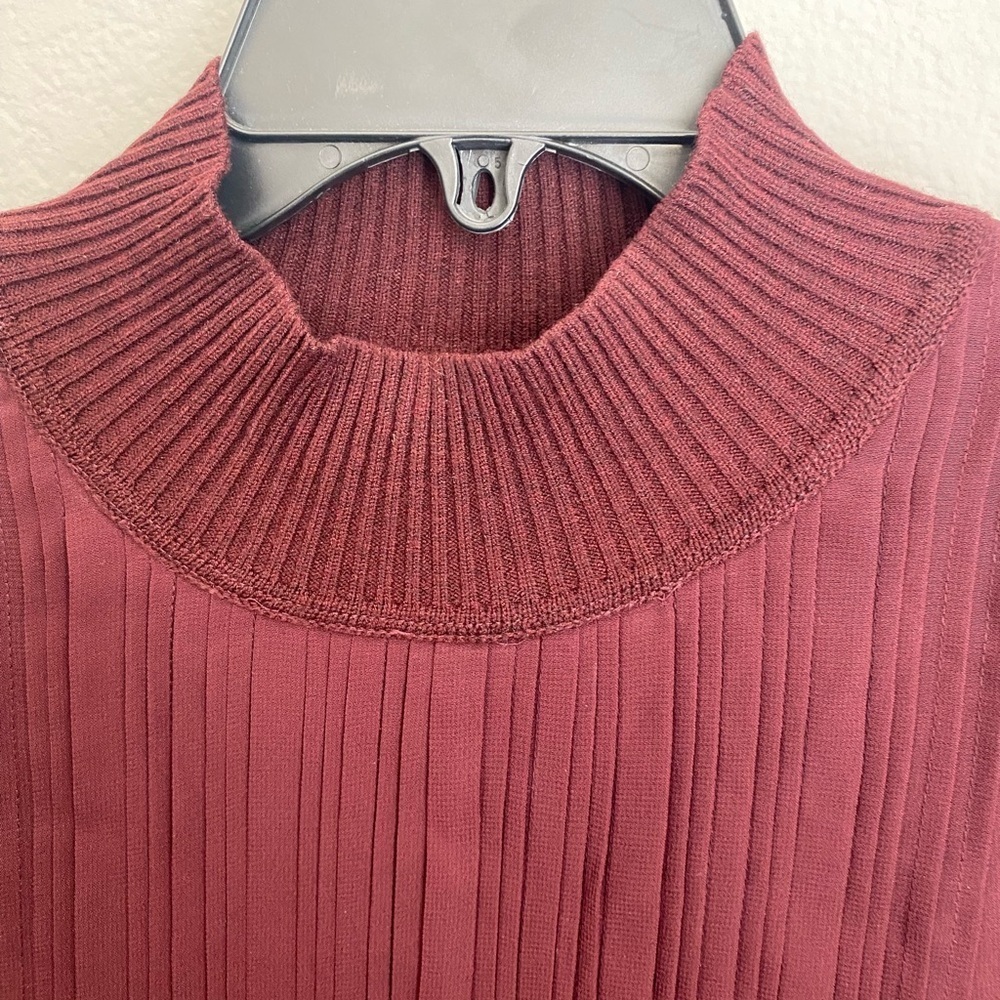 Club Monaco Pintuck Rib Dress - Picture 3 of 7